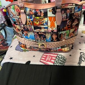 Elegant Pink Shoulder Bag